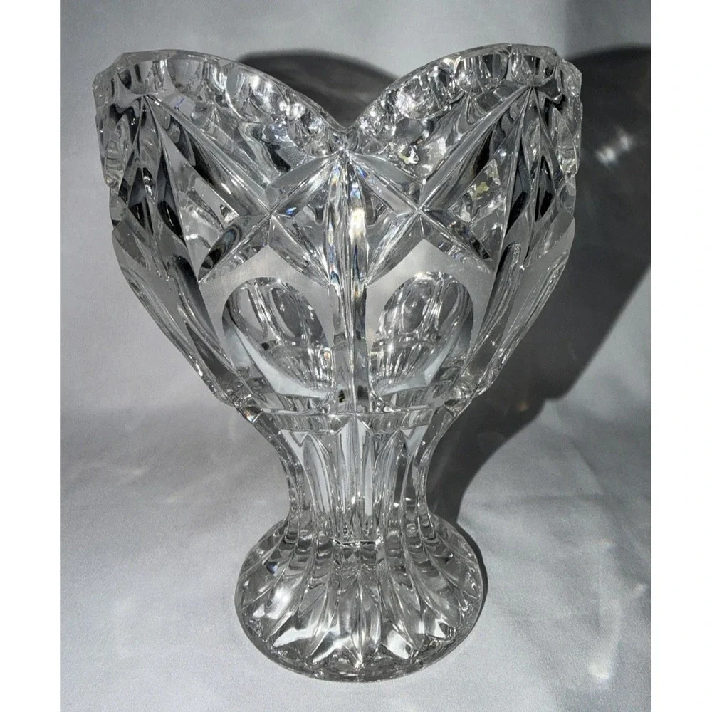 Vintage Echt Bleikristall Hand-cut Lead Crystal Heart Pedestal Vase